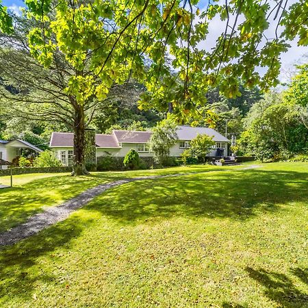 Pinehaven Cottage Upper Hutt Eksteriør bilde