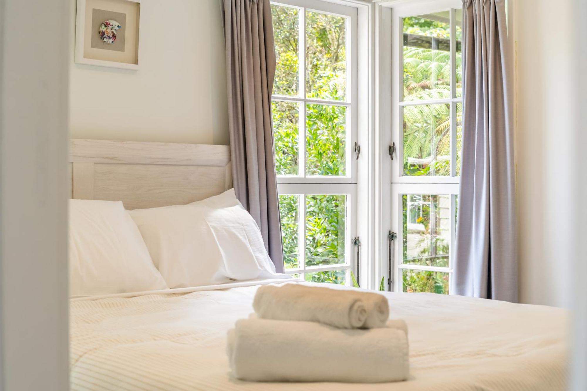 Pinehaven Cottage Upper Hutt Eksteriør bilde